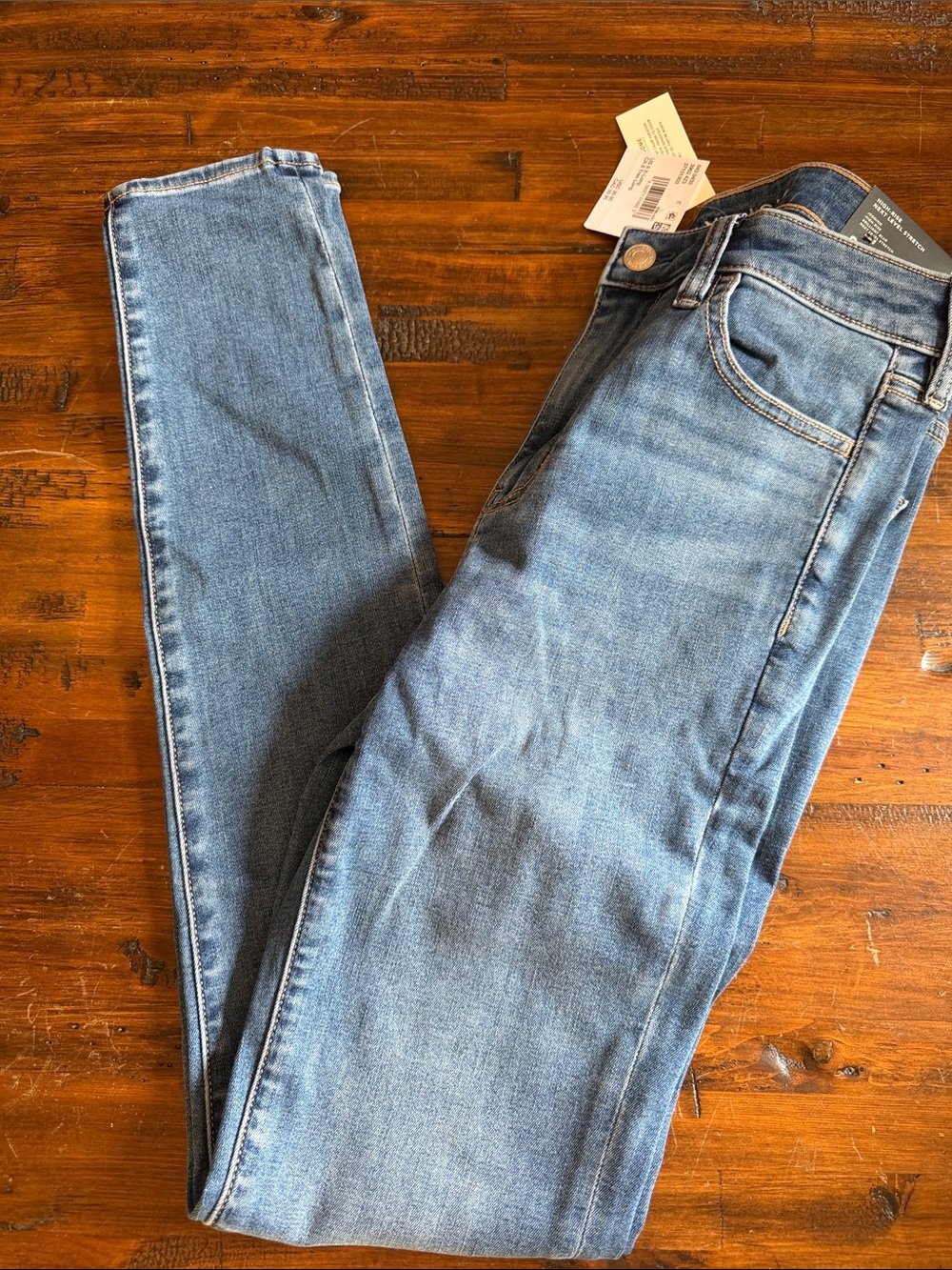 American Eagle Outfitters Light Blue Skinny Jeans